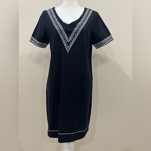 Dunes Elegant Black Dress with White Detailing 0043